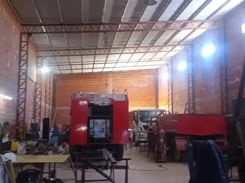 Galpón A LA VENTA! Mercedes Bs As