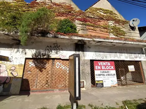 RETASADOVenta en Block 3 locales y13departamentos a reciclar