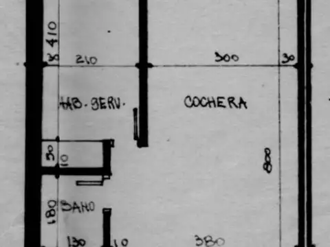 Casa céntrica en dos plantas con quincho y pileta DISPONIBLE ENERO 2026