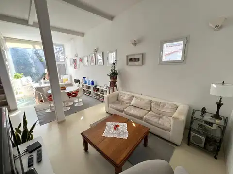 Casa 6 ambientes con 3 baños