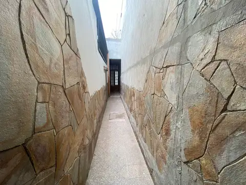 Depto Tipo Casa en Venta de 7 ambientes