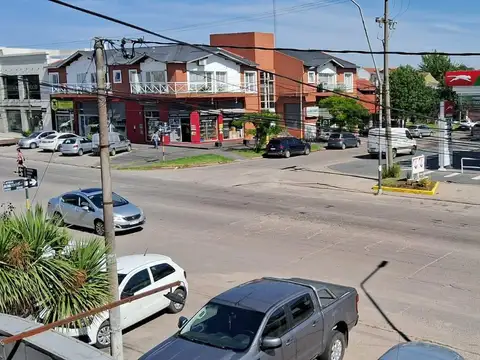 Locales con vivienda en Colinas de Peralta Ramos, Mar del Plata
