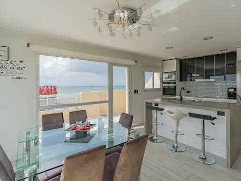 Venta departamento Semipiso 3 ambientes vista mar