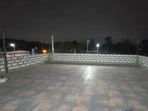 Local en venta Benavidez