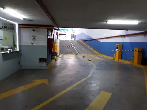 VENTA COCHERA CUBIERTA RAMPA FIJA SEG. 24HS