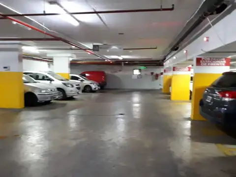 VENTA COCHERA CUBIERTA RAMPA FIJA SEG. 24HS