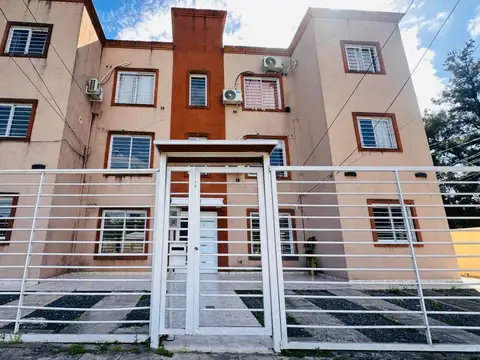 Jose Verdi 1800, Piso PB