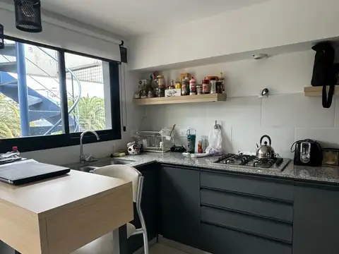 Depto Tipo Casa 4 ambientes con 2 baños