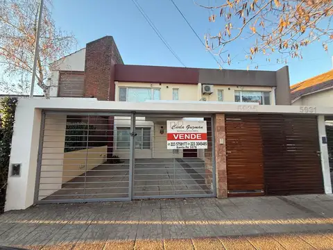 Duplex 4 ambientes en Parque Luro