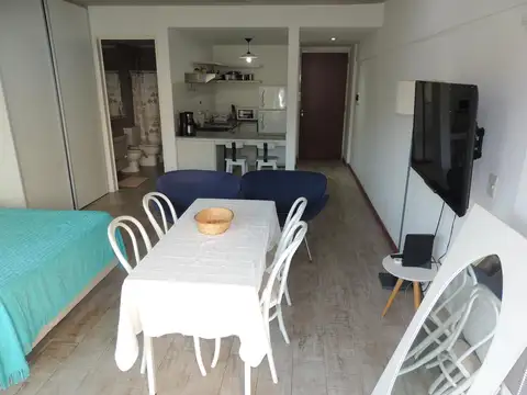 Pacheco de Melo al 2700