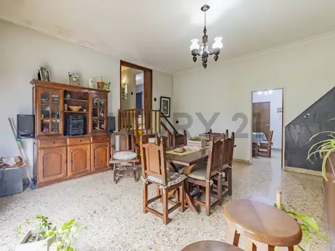 CASA CON LOCAL EN VENTA EN LOS HORNOS