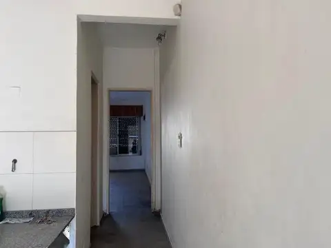 CASA 4 AMBIENTES EN VENTA P DEL REY + DEPARTAMENTO