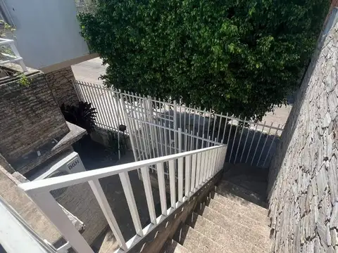 Depto Tipo Casa en Venta 35 años