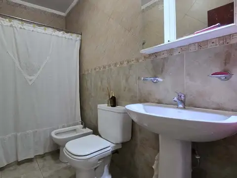 Casa en Venta, Casa Amplia y Luminosa, Impecable Estado