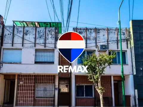 TRIPLEX 2 DORMITORIOS EN VENTA ZONA MACROCENTRO