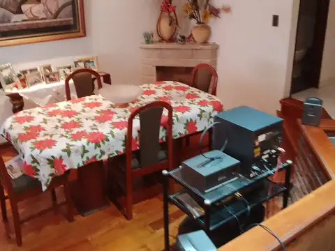 Venta hermosa casa 5 amb s/ 2 lotes