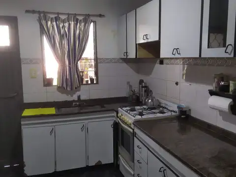 Casa en Venta en Rafael Calzada, USD 68.000