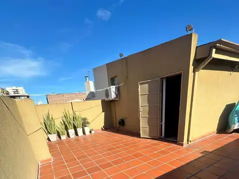 PH 3 AMB CON TERRAZA Y QUINCHO