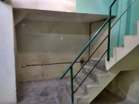 Local en Alquiler Via Púb.