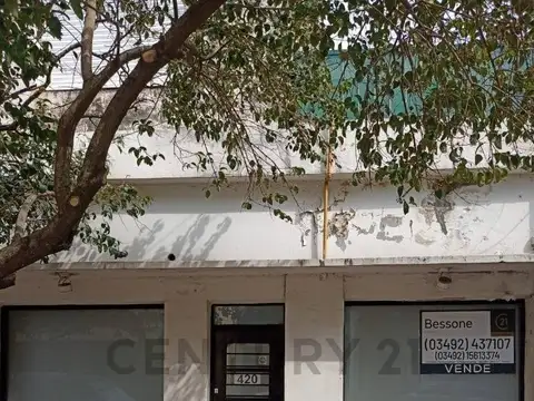 Se vende Departamento y local en Rafaela, barrio Mosconi