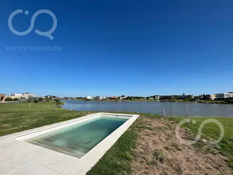 Casa en Venta en San Sebastian, USD 268.000