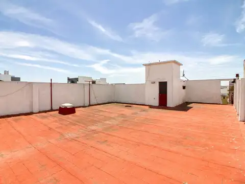 Venta casa 3 amb+Dep+Deposito C/Coch- Mataderos
