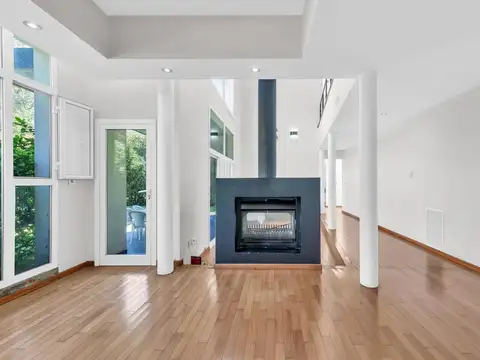 Casa en Venta en Francisco Alvarez, USD 369.900