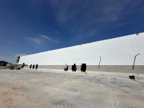 Galpon en Alquiler A Estrenar