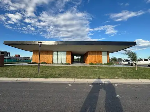 VENTA - EXCELENTE TERRENO EN VILLAGE PLAZA