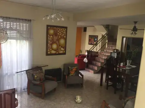 Casa en Venta de 5 dormitorios