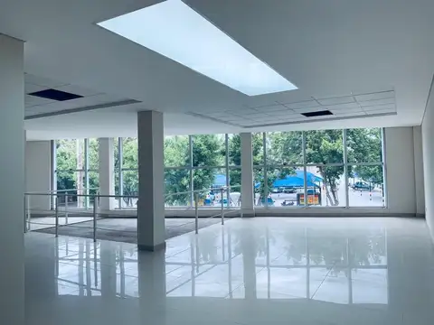 ALQUILER Local/Oficina Calle Azcuenaga Lujan