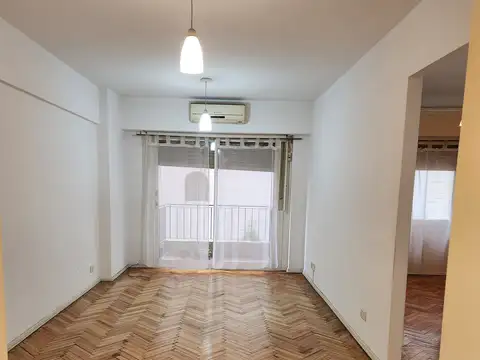 Departamento en Alquiler en Caballito, $ 600.000