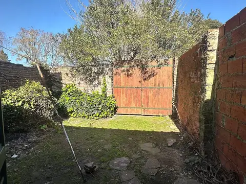 Depto Tipo Casa en Venta de 3 ambientes