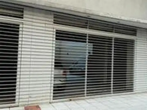 Cochera en VENTA Almagro