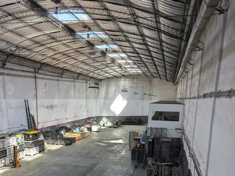 Galpon en Alquiler en Chacarita, USD 9.000