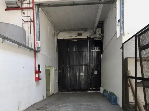 Galpon en Alquiler 63  mts Fondo