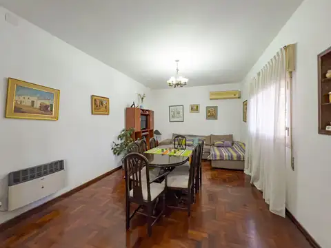 Casa en Venta en Luis Agote, USD 200.000