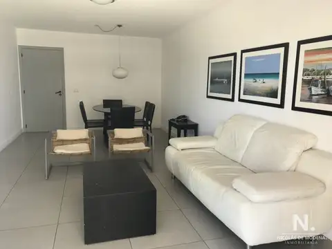 OPORTUNIDAD ! Hermoso apto de 2 dormitorios