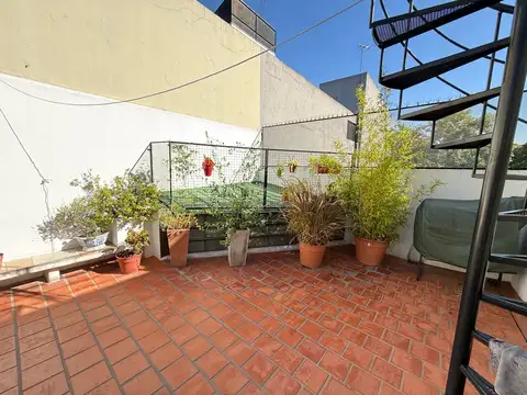 Depto Tipo Casa 4 ambientes con 1 baño