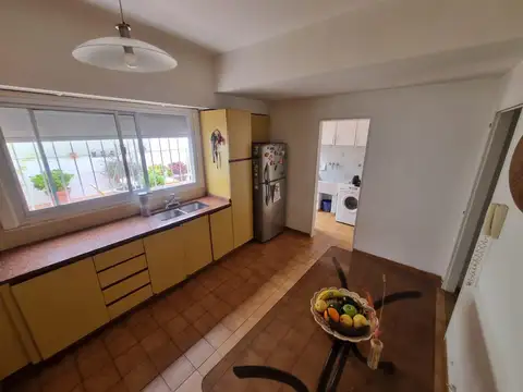 Depto Tipo Casa en Venta 40 años