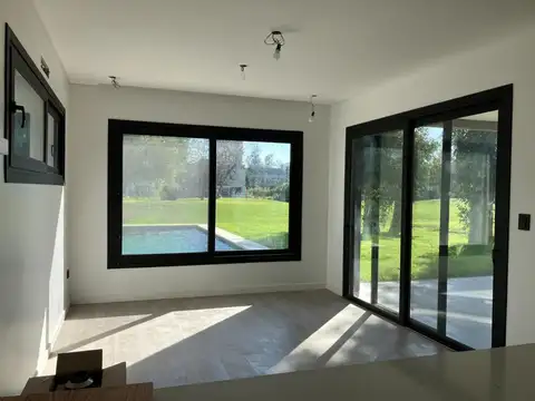 Canning Casa Venta Saint Thomas Este 7 Ambientes Canning