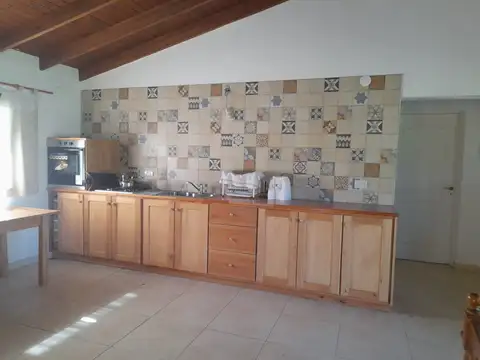 Casa 3 ambientes con 1 baño