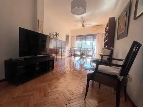 Semipiso de 4 ambientes con cochera y baulera