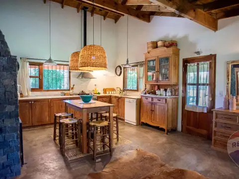 Casa en Venta en General Madariaga, USD 298.000