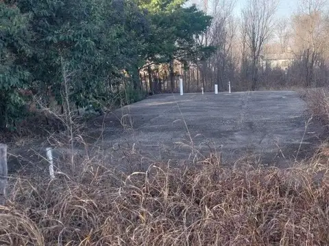 GRAN TERRENO CON PLATEA EN VILLA QUILLINZO 943M2