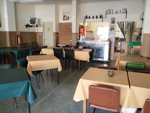 Hotel en Venta en Santa Teresita, USD 260.000