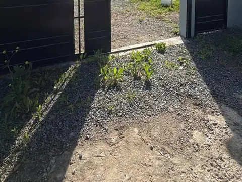 6 e/ 490 y 491 , Piso 0