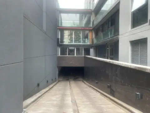 VENTA COCHERA CON RENTA EDIFICIO LUMIERE PREMIUM