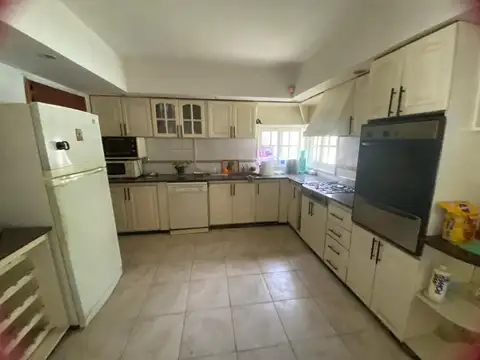 Casa en Venta en 518/18 Y 19 Ringuelet - Alberto Dacal Propiedades