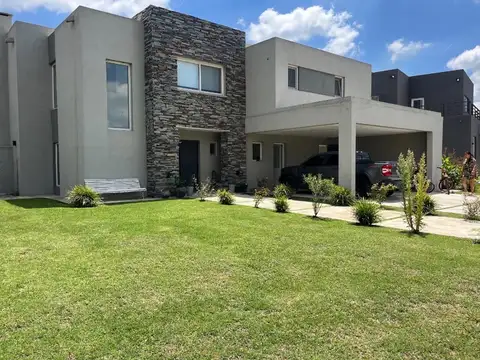 Casa en El Cantón Islas